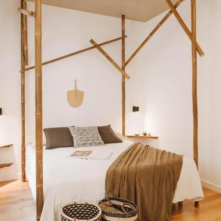 Lägenhet Sanga - 2 Bedroom In Eixample Esquerra Barcelona