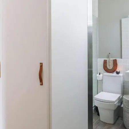 Sanga - 2 Bedroom In Eixample Esquerra ברצלונה